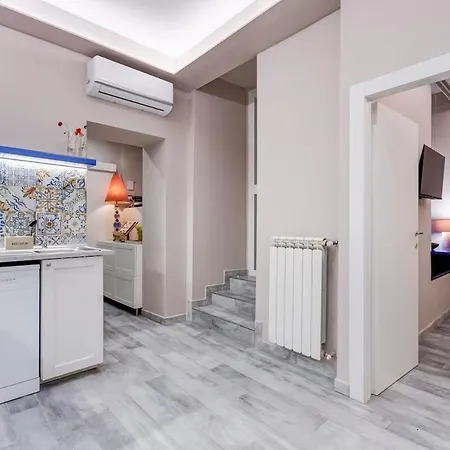 Luxurysistershouse 2 Min Colosseum *