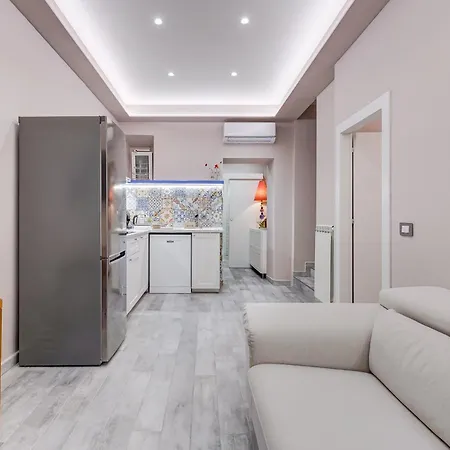 Apartament Luxurysistershouse 2 Min Colosseum Rzym